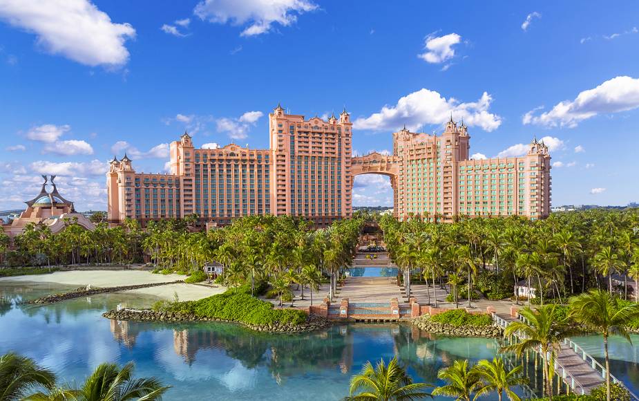 atlantis property shot royal hero sky