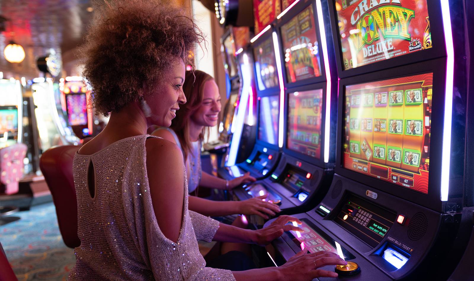 atlantis casino guests playing slots